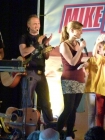 Mike Müllerbauer mit Jugendreferentin Barbara Lhotzky
