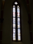 Fenster im Chor der Michaelskirche Hilsbach